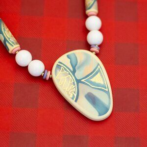 24 inch, Vintage Abstract Artistic White Faux Pearl Necklace by Japan - O36